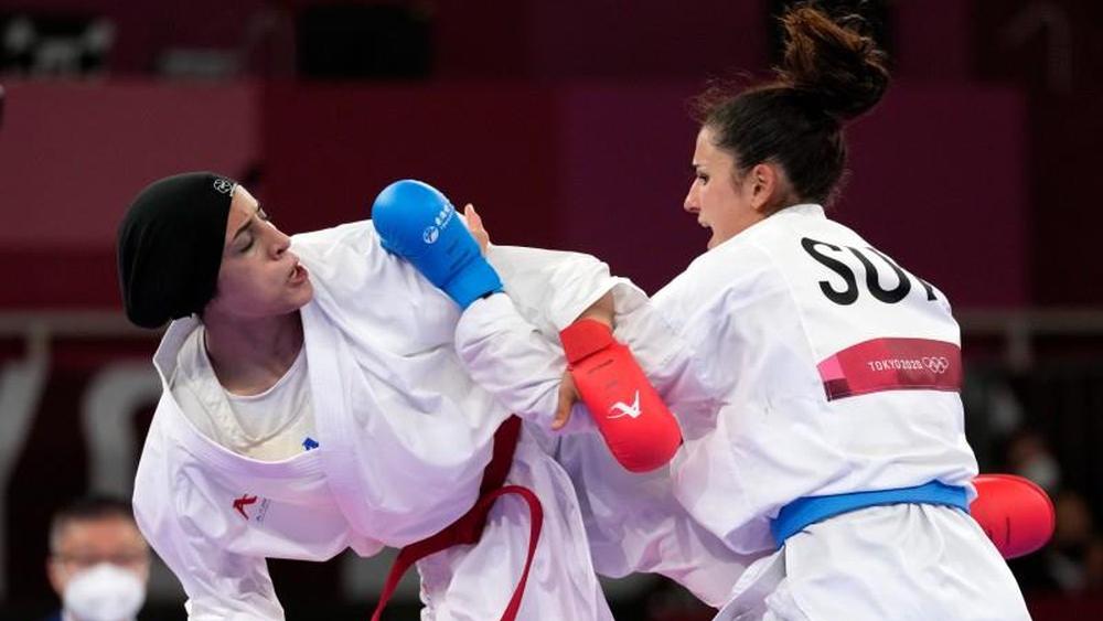 مصر تضمن ميدالية خامسة في طوكيو بفضل بطلة الكاراتيه "فريال أشرف"