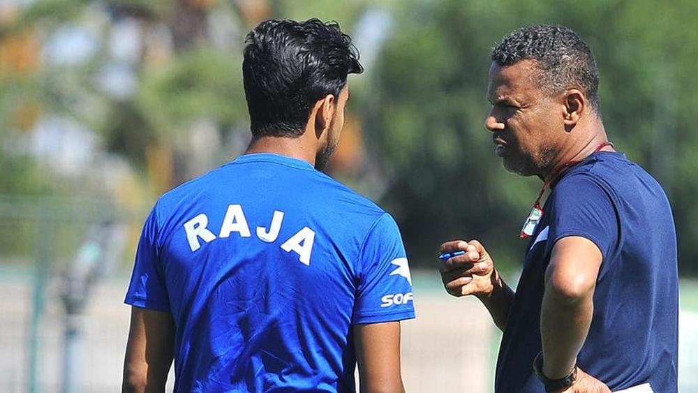 خاص/ لاعبو الرجاء ينهون إضرابهم ويتدربون في هذه الأثناء بحضور أغلب العناصر