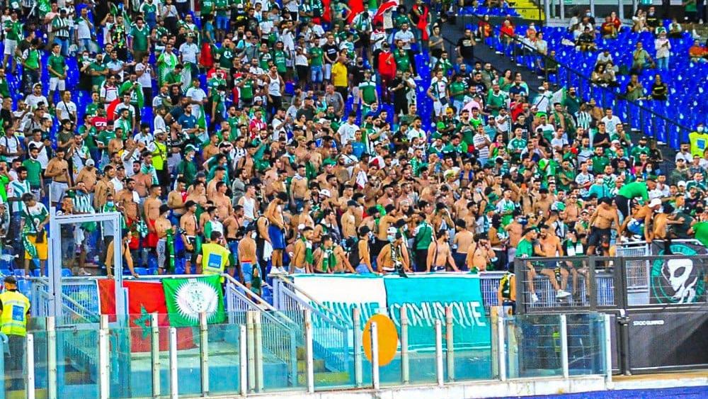 بعد الكشف عن اللائحة الأفريقية.. جماهير الرجاء تضع يدها على قلبها مخافة "إقصاء مبكر" وتطرح السؤال: "بْهادْ القائمة غَنشارْكو فْالعُصبة؟"