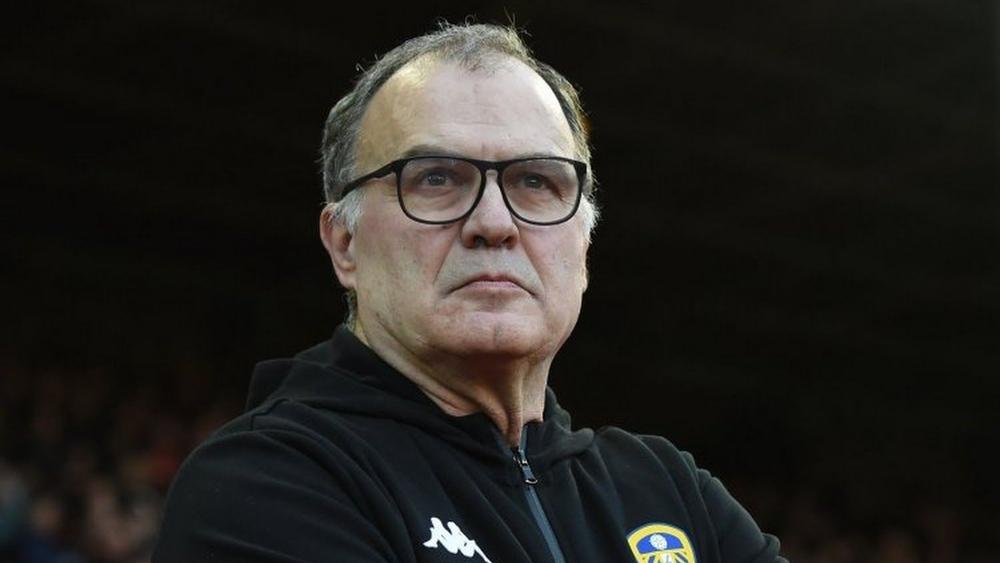 بييلسا: "ليدز يونايتد لا يُفكر في إبرام صفقات أخرى وأنا سعيد باللاعبين الحاليين"