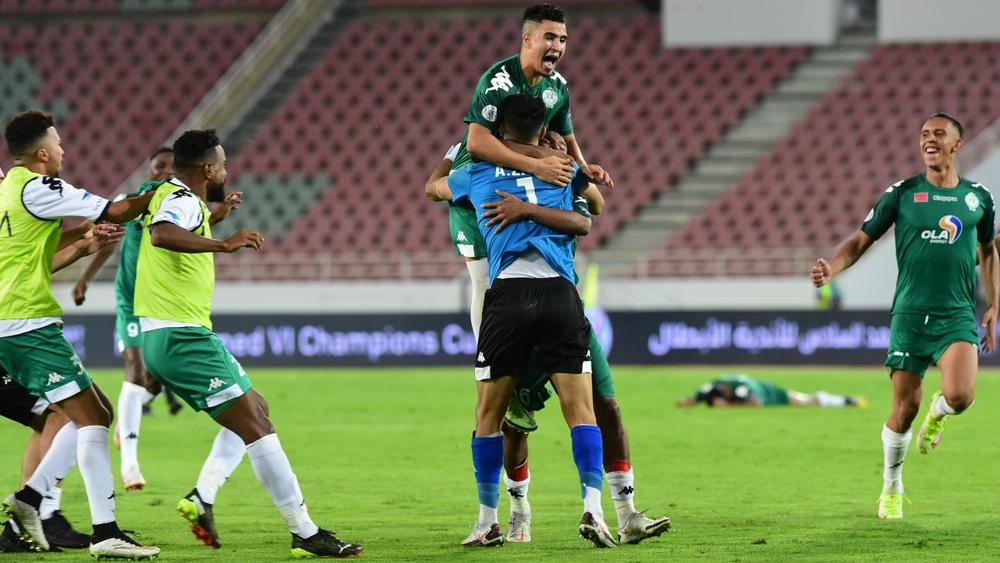 بعد غيابها عن "المشهد الختامي" طيلة 17 سنة.. الرجاء الرياضي رابع فريق يتوج باللقب العربي عبر "ركلات الحظ"