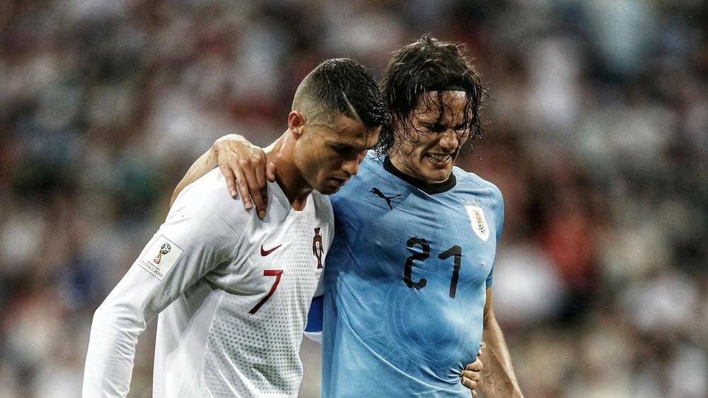 كريستيانو: "لم أكن متأكدا من حمل الرقم 7.. أشكر كافاني على هذه اللفتة الرائعة"