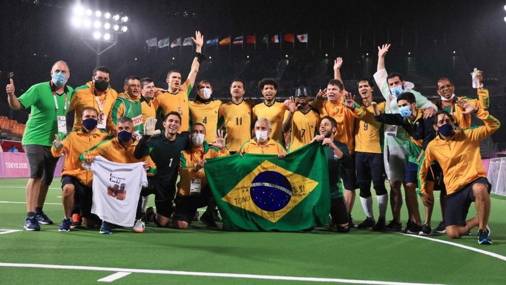 البرازيل تتوج بذهبية الكرة الخماسية للمكفوفين في طوكيو