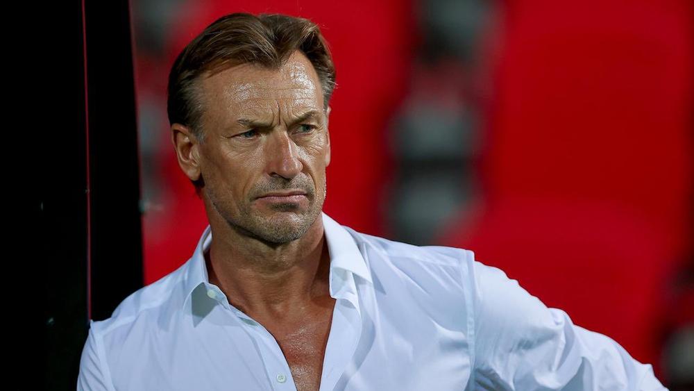 رونار يواصل قيادة السعودية في مسار التأهل للمونديال بفوز على عمان