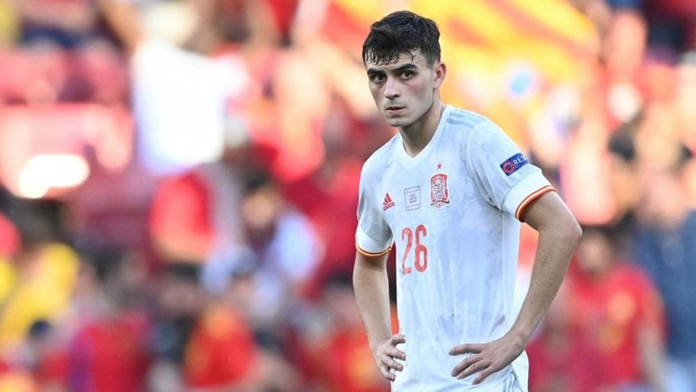 بعد استفادته من فترة راحة لأسبوعين.. بيدري يؤكد: "أُفضِّل أن أكون داخل الميدان ألعب كرة القدم"