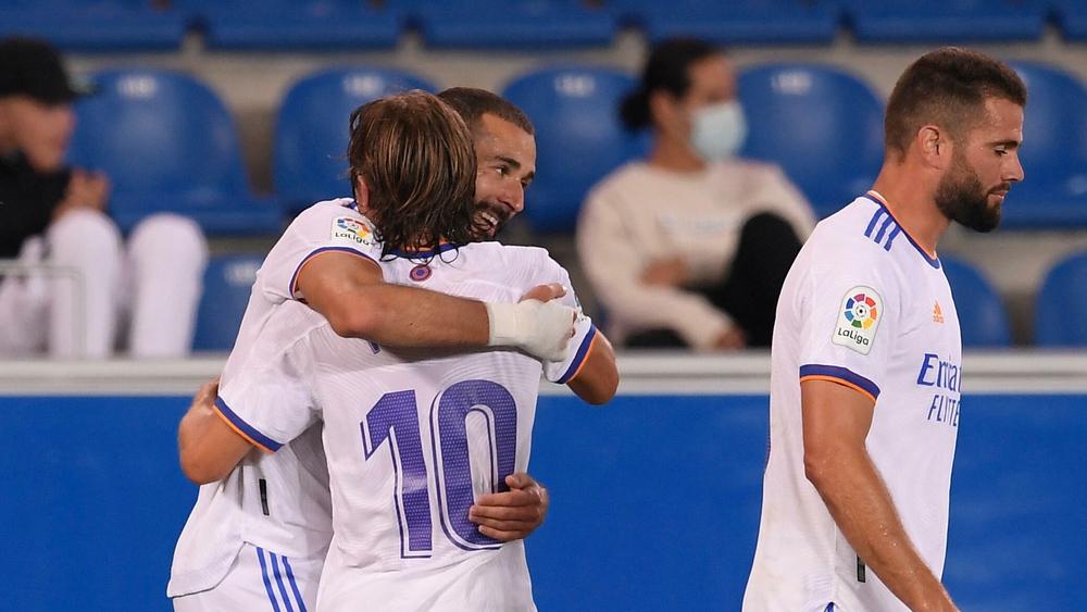 أنشيلوتي يعتمد على الشاب ميغيل في الجهة اليسرى.. هازارد وفينيسيوس وبنزيما في الهجوم وكامافينغا احتياطي