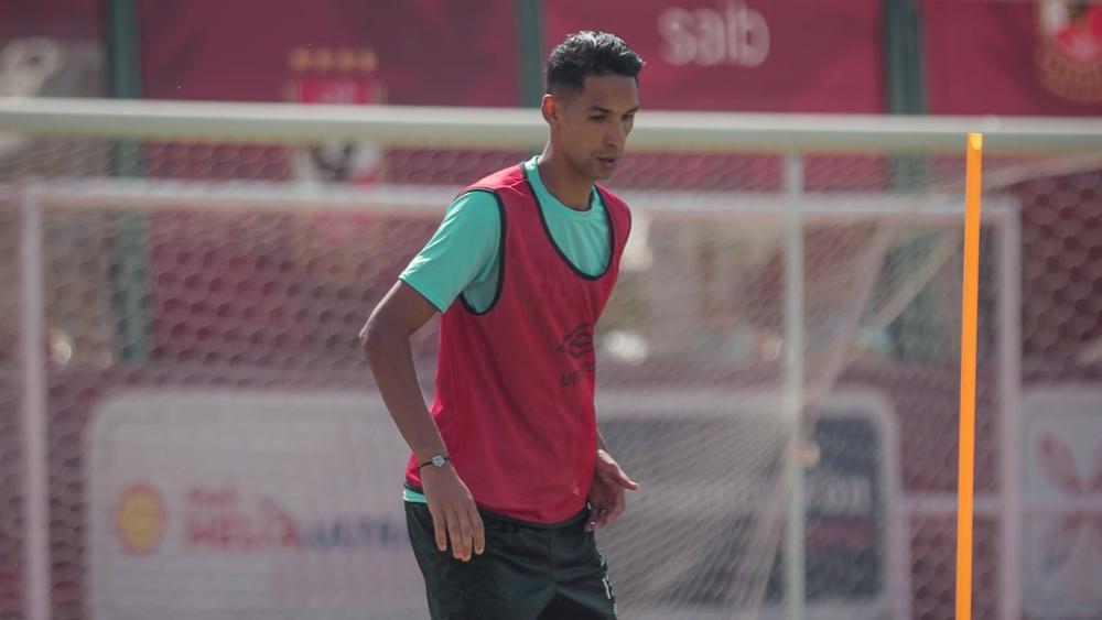 بنون ينتظم في تداريب الأهلي قبل السفر صوب النيجر