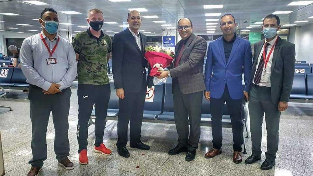 سفير المملكة المغربية في تونس لـ"البطولة": "استقبال الجيش الملكي في مطار قرطاج مبادرة عادية وهدفها تشجيع الفريق قبل مباراته القادمة"