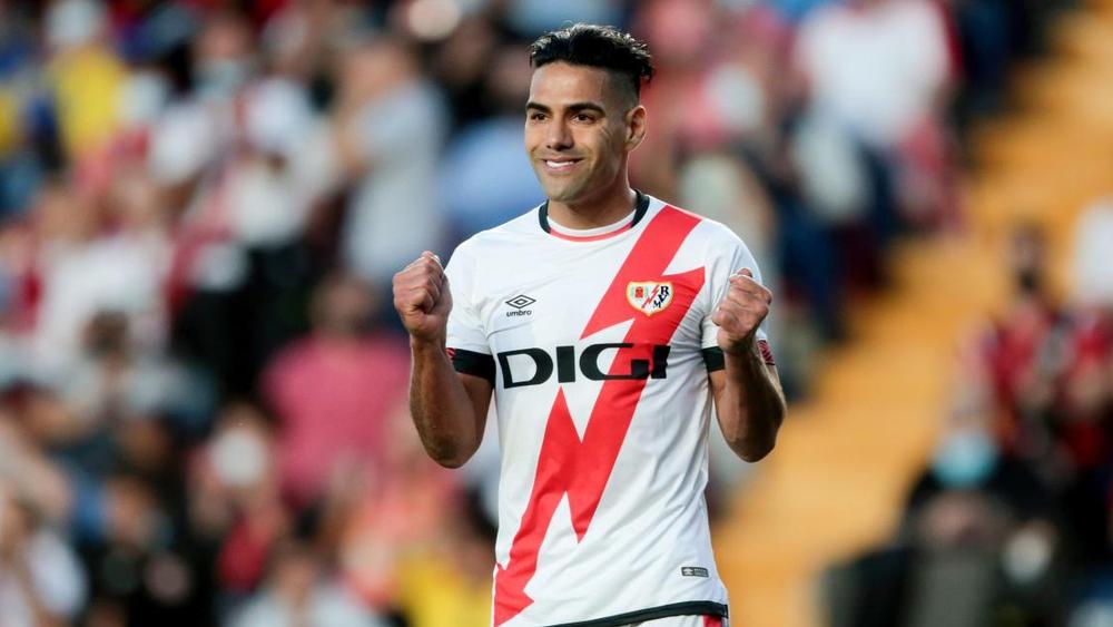 راداميل فالكاو: "استمتعت بتحقيق الفوز على برشلونة"