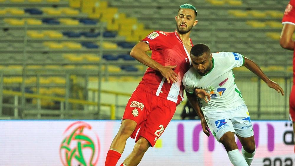 أبرزها مواجهة "الديربي" بين الرجاء والوداد.. برنامج وتعيينات حكام الجولة 10 من البطولة الاحترافية