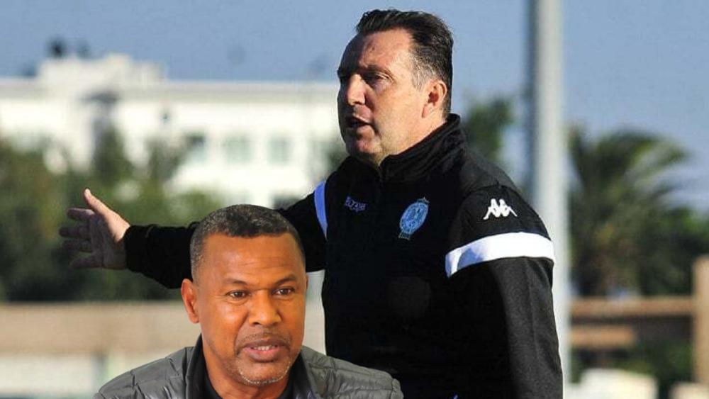 الشابي في كلمة أمام لاعبي الرجاء: "فيلموتس مدرب كبير وكنت معجب به رفقة شالكه وبلجيكا.. أنا متأكد أنكم ستتوجون معه بالألقاب"