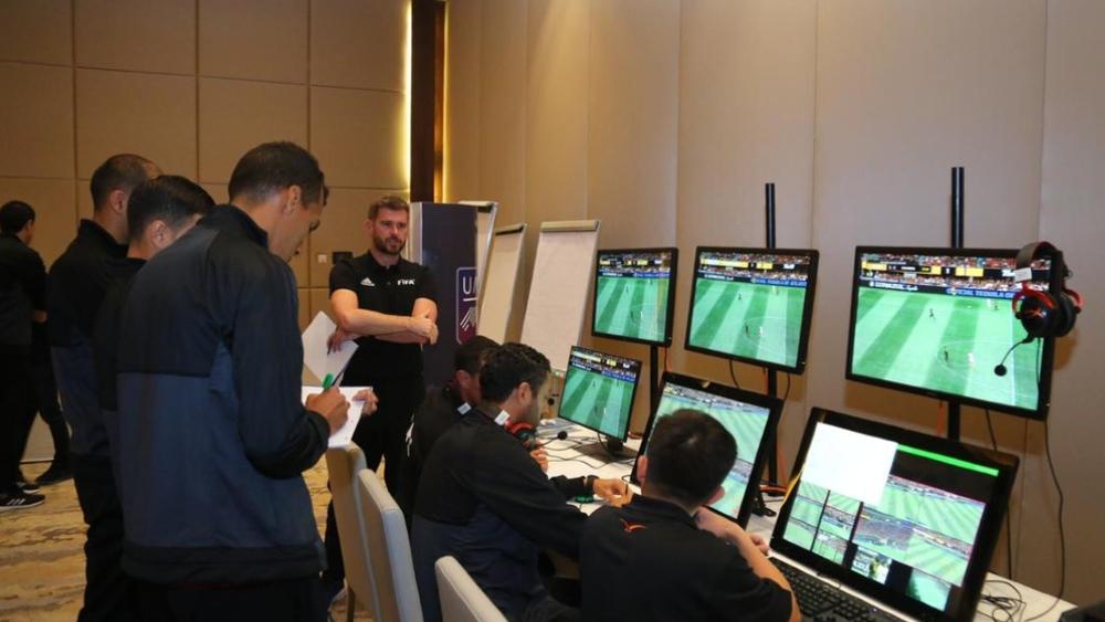 "الفار" حاضر في نصف نهائي دوري أبطال أفريقيا للسيدات بين الجيش الملكي وهاساكس ومالابو وسان داونز