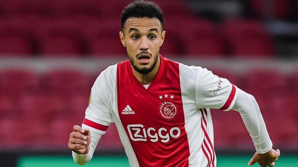 Noussair Mazraoui demandé en Angleterre