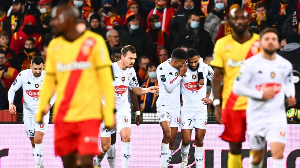 بوفال يسجل هدفه الرابع في "الليغ 1" وأنجيه يكتفي بالتعادل ضد لانس