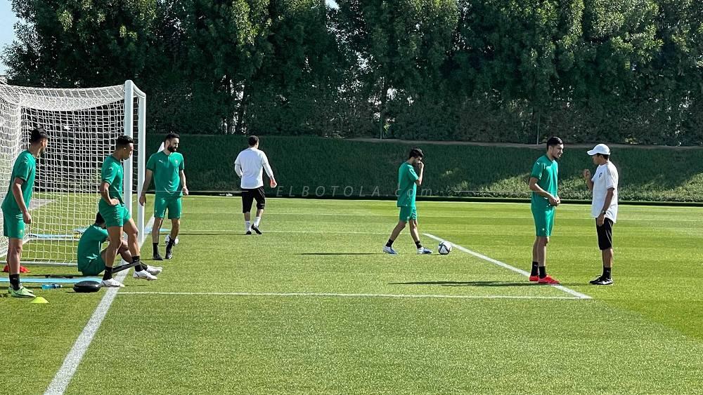 بحضور الاحتياطيين وغياب الأساسيين.. عموتة يبرمج حصة تدريبية صباحية تأهبا لمواجهة السعودية