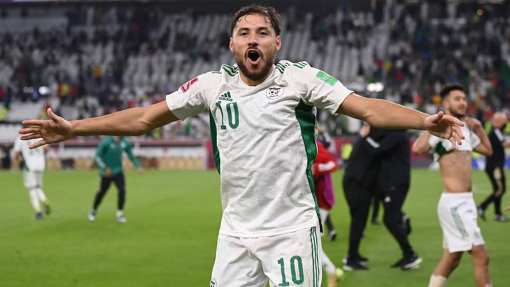 والد بلايلي: "إبني أخبرني قبل المباراة أنه سيحاول التسديد من بعيد على حارس المغرب لأنه يتقدّم كثيراً عن مرماه"