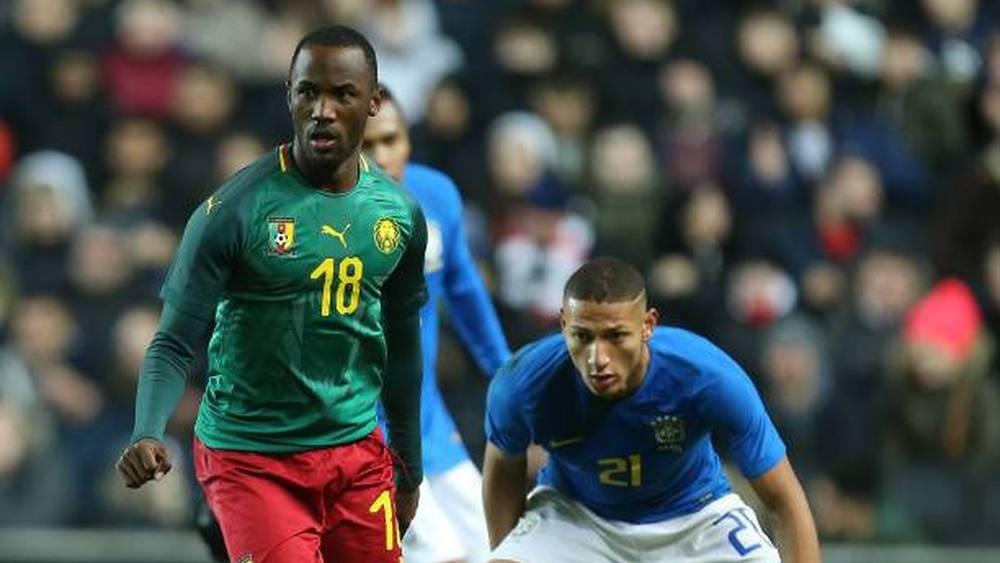 الكاميروني فابريس أولينغا يحصل على تأشيرة الدخول إلى المغرب قصد التوقيع للرجاء الرياضي