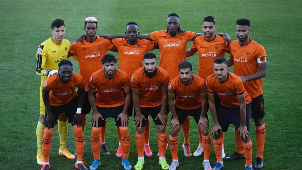 جماهير بركانية تنتفض أمام النتائج السلبية وتُحمّل المسؤولية للمدرب والمكتب المُسيّر