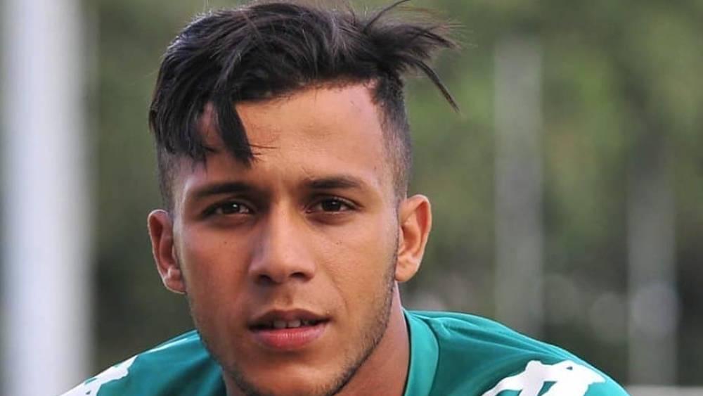 خاص/ أسامة سوكحان ينضم إلى قائمة المصابين بـ"كورونا" داخل الرجاء