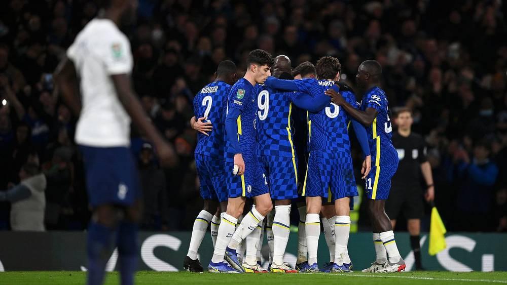 Hakim Ziyech buteur face à Chesterfield