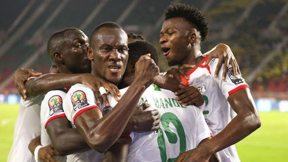 بعد "ركلات ترجيح ماراتونية".. بوركينا فاسو تهزم الغابون وتعبُر لربع نهائي كأس أمم أفريقيا