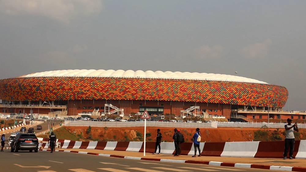 رسميا/ "الكاف" يرفع الإيقاف عن ملعب "أولمبي" والأخير يحتضن مواجهة مصر والكاميرون في المربع الذهبي لـ"الكان"