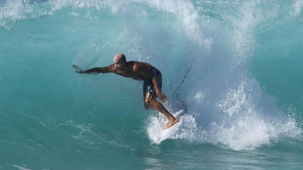 Surf: à près de 50 ans, Kelly Slater a toujours la gagne