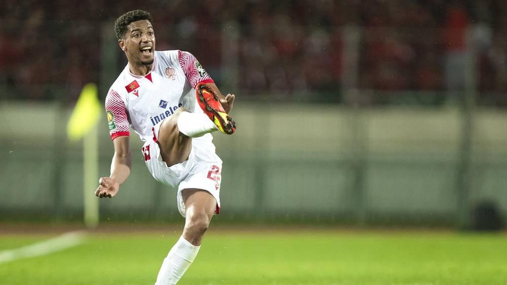 العملود لـ"البطولة": "أشكر طبيب المنتخب هيفتي والطاقم الطبي والتقني للوداد على مساعدتي في العودة سريعا إلى الميادين"