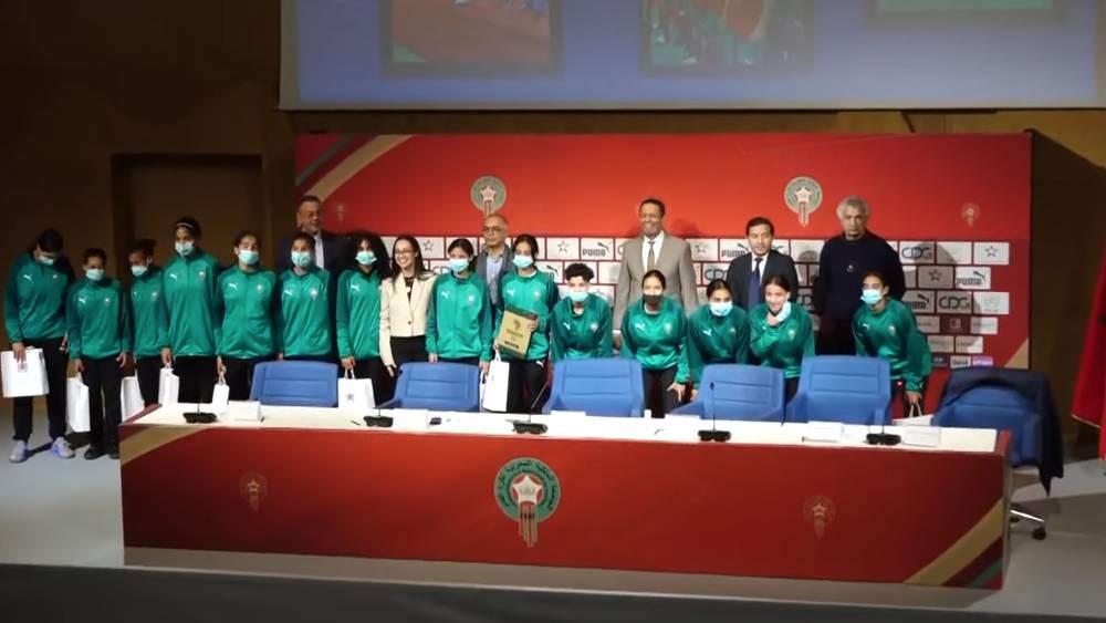 Cérémonie en l’honneur de l’équipe nationale féminine de football scolaire