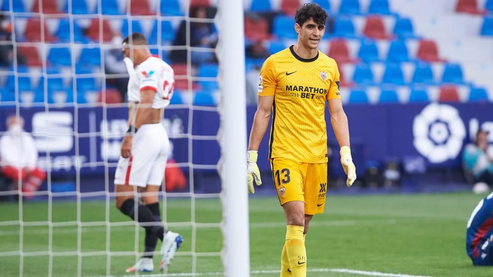 Manchester United cible Yassine Bounou