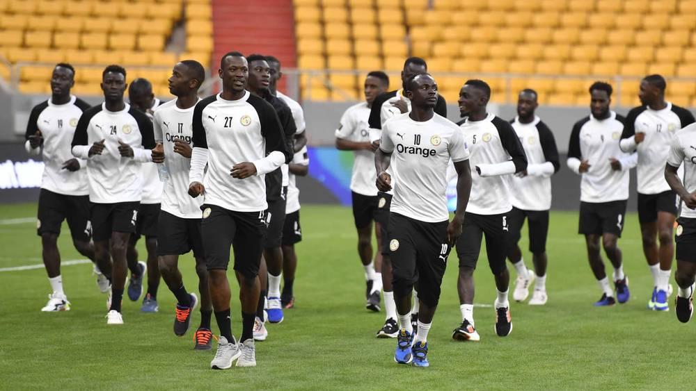 المنتخب السنغالي يتدرب للمرة الأولى في ملعب "عبدولاي واد" استعدادا للإياب أمام مصر