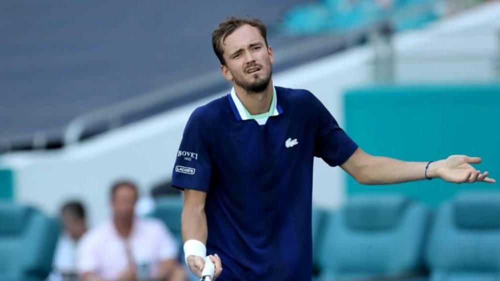 Miami : Medvedev, éliminé en quarts de finale, échoue à redevenir numéro 1 mondial