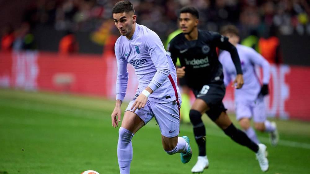 الدوري الأوروبي/ برشلونة يعود بالتعادل الإيجابي (1-1) من ملعب مضيفه آينتراخت فرانكفورت في ذهاب ربع نهائي المسابقة
