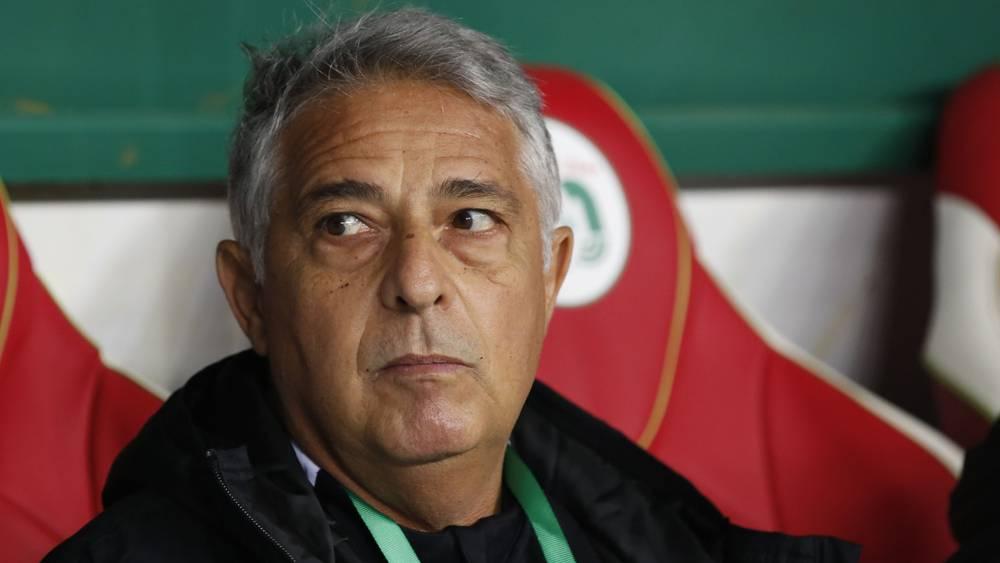 مدرب شباب بلوزداد ينتقد توقيت مباراة فريقه في الدوري الجزائري خلال رمضان: "بهذا الشكل سيقتلون اللاعبين.. إنه أمر خطير للغاية"