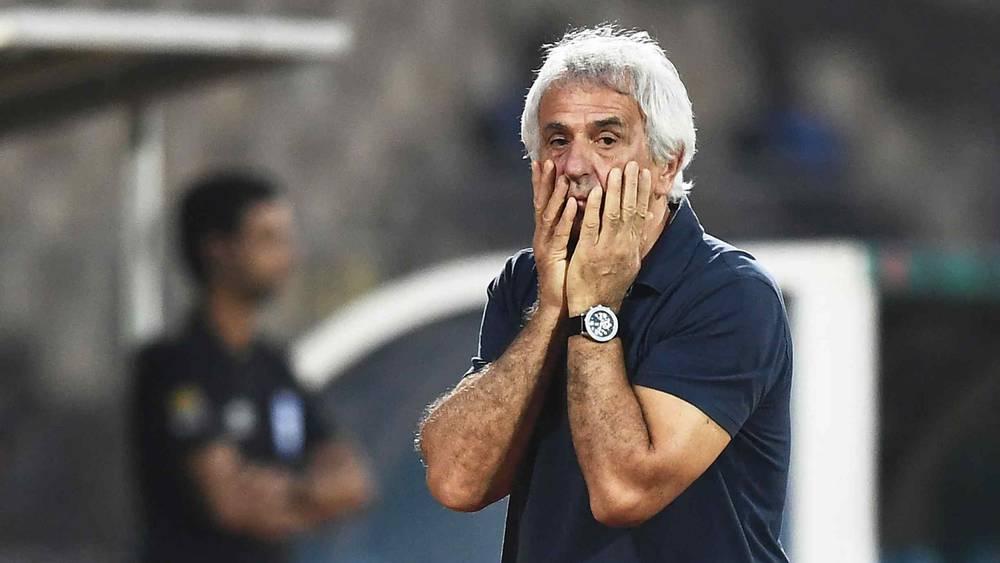 خليلوزيتش مُتذمّراً: "لا تنعتوني بـ'الديكتاتور'.. إن هذا الأمر يُزعجني ويقودني إلى الجنون"