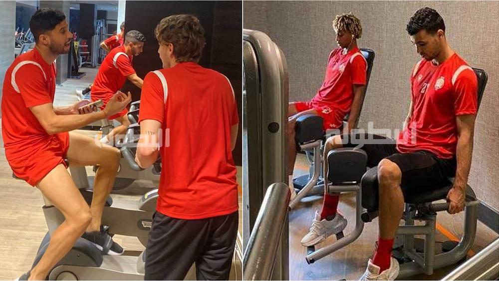 لاعبو الوداد يخوضون حصة تدريبية لتقوية العضلات في الفندق قبل العودة للمغرب