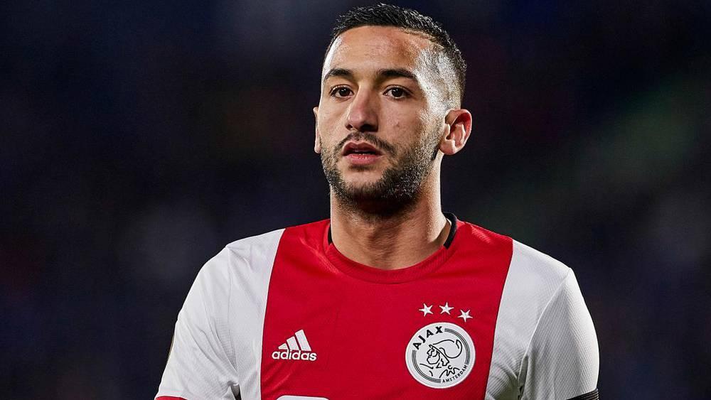 جماهير أياكس أمستردام الهولندي تُطلق هاشتاغ "أعيدوا زياش"