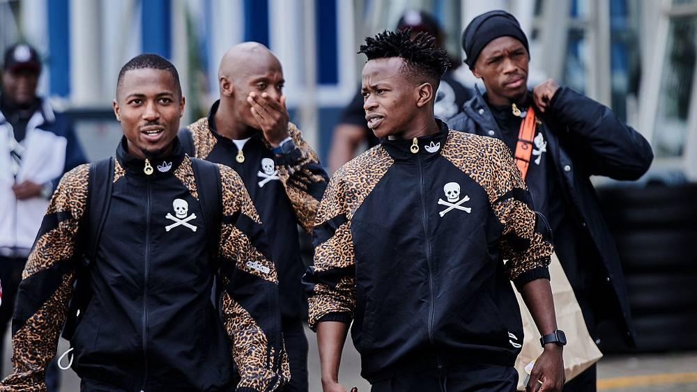 بعثة أورلاندو بيراتس تسافر صوب نيجيريا تأهبا لمواجهة نهضة بركان في نهائي الكونفدرالية