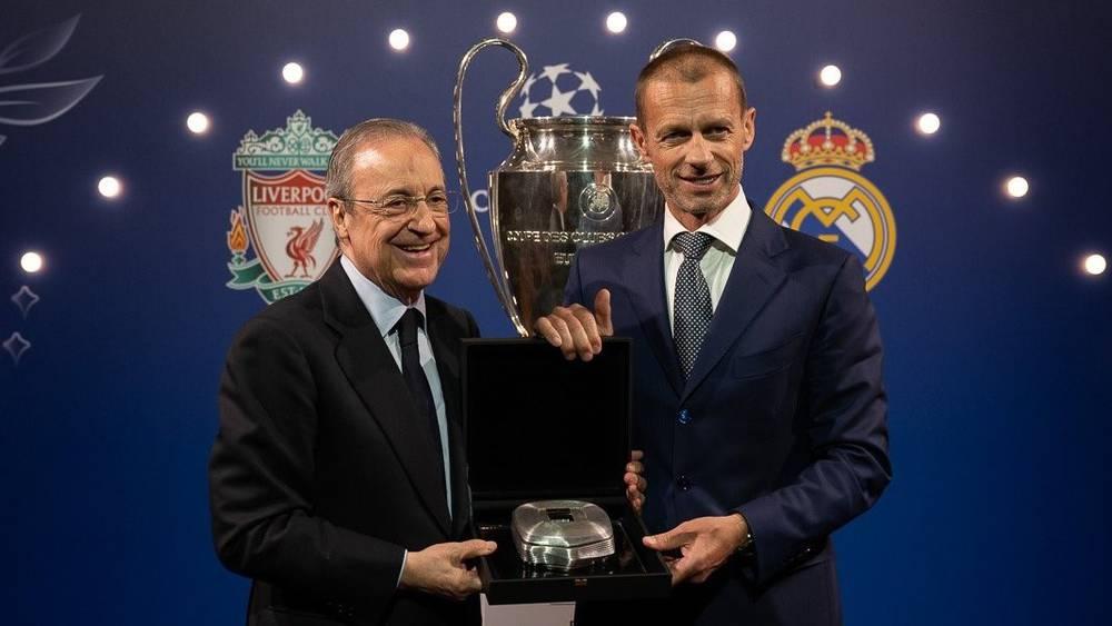 بيريز يُقدّم "هدية" لتشيفرين ويجلسان معًا على طاولة النقاش بعيدًا عن خلافاتهما حول "دوري السوبر الأوروبي"