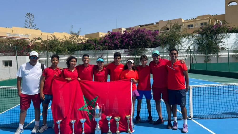المنتخب الوطني المغربي للتنس أقل من 16 سنة يحرز بطولة أفريقيا في تونس