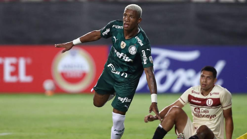 ريال مدريد يدرس التعاقد مع موهبة بالميراس "دانيلو"