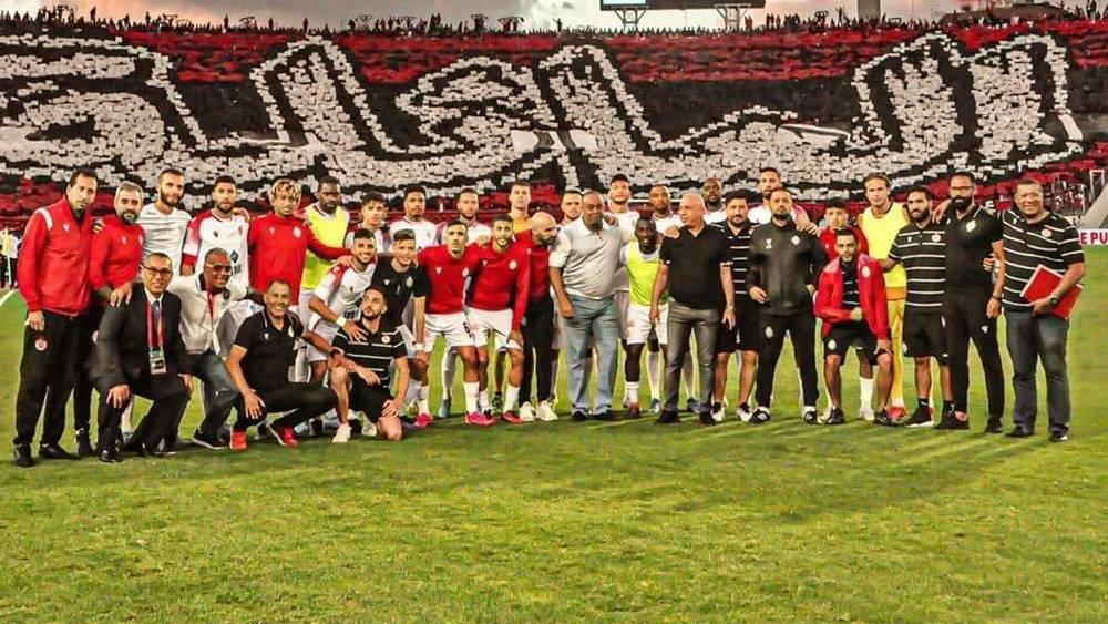 "الوينرز": "نناشد المكتب المسير الذي قام بدوره بعمل جبار لتسوية مستحقات هذه المجموعة التي تستحق كل عبارات الثناء"