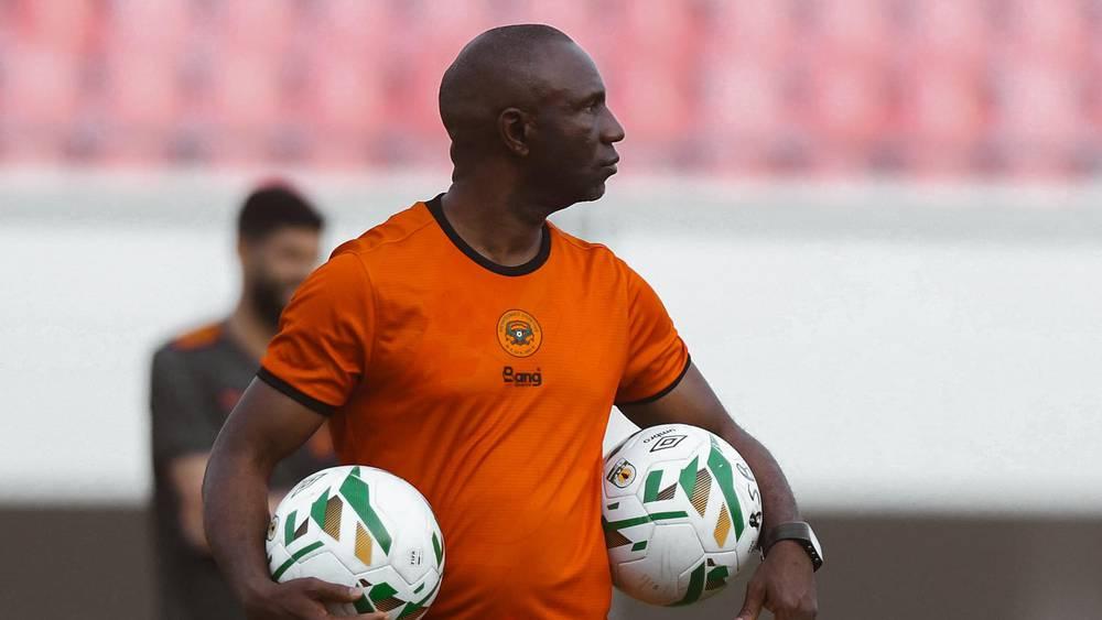 إبينغي: "الأهم تحقق بضمان التأهل لنصف نهائي كأس العرش ولمسة اليد أنقذتنا من هدف قاتل كاد أن يدخلنا في متاهات معقدة أمام المنصورية"