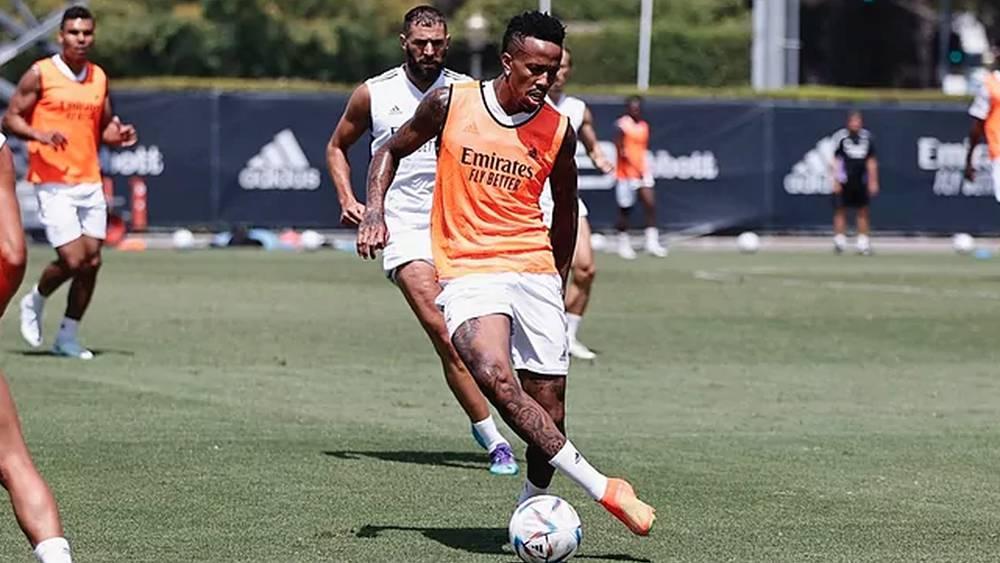 إيدير ميليتاو يُجدد تعاقده مع ريال مدريد حتى 2028