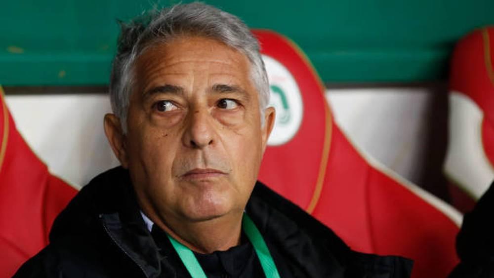 الاتحاد السوري لكرة القدم يقرر اللجوء للفيفا ضد المدرب البرازيلي باكيتا