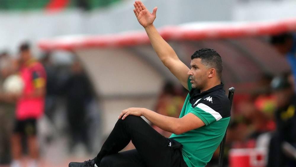 بوشعيب المباركي يلتحق بالطاقم التقني للشباب الرياضي السالمي