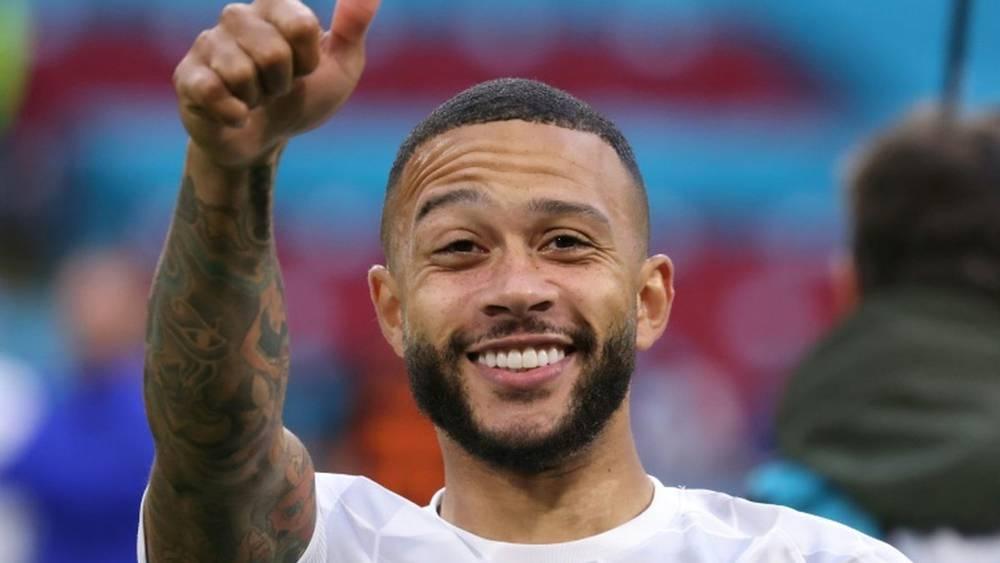 La Real Sociedad tente le recrutement de Depay