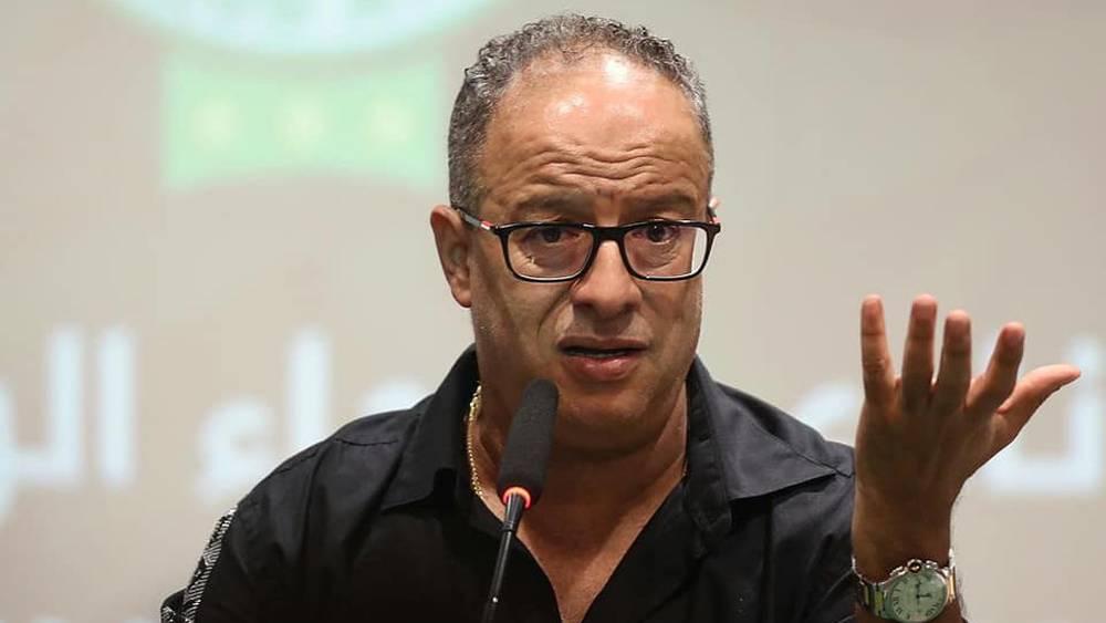 البدراوي لمنخرطي الرجاء: "المستشهر الجديد سيضخ في خزينة النادي 3 ملايين و300 ألف دولار (3 ملايير و300 مليون سنتيم) في ثلاثة مواسم"