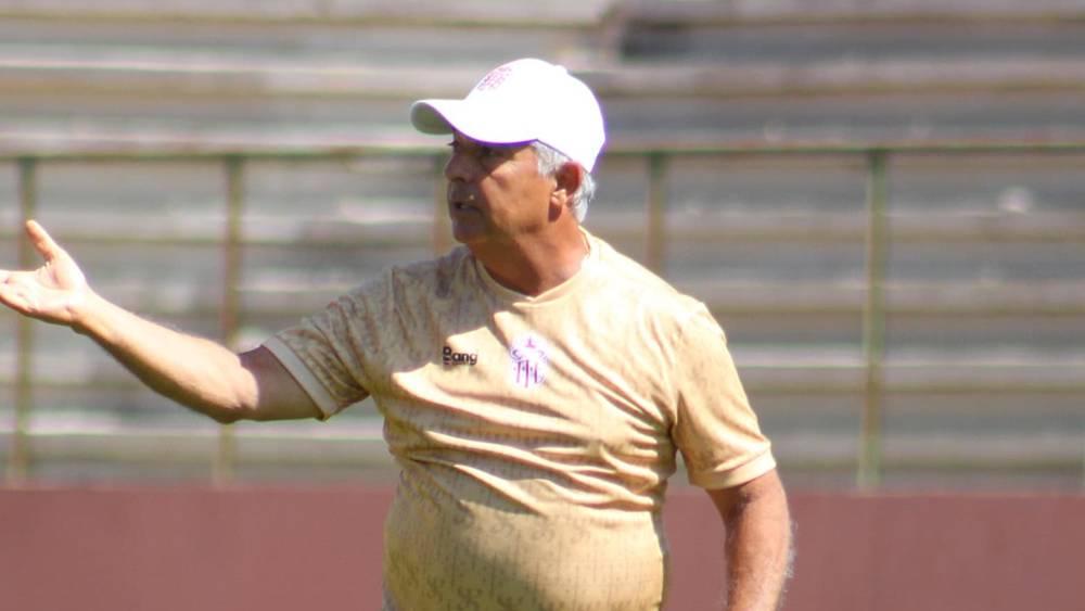 باكيتا: "تفاجأت بأداء اللاعبين وانضباطهم التكتيكي.. أشكر جماهير الحسنية على التنقل بكثافة لبركان لمساندة الفريق"