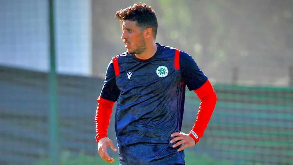 لاعبون يعانون الإضطهاد يُمنعون من المشاركة والتداريب لأسباب شخصية.. وليد الغزواني مع هوار نموذجا!